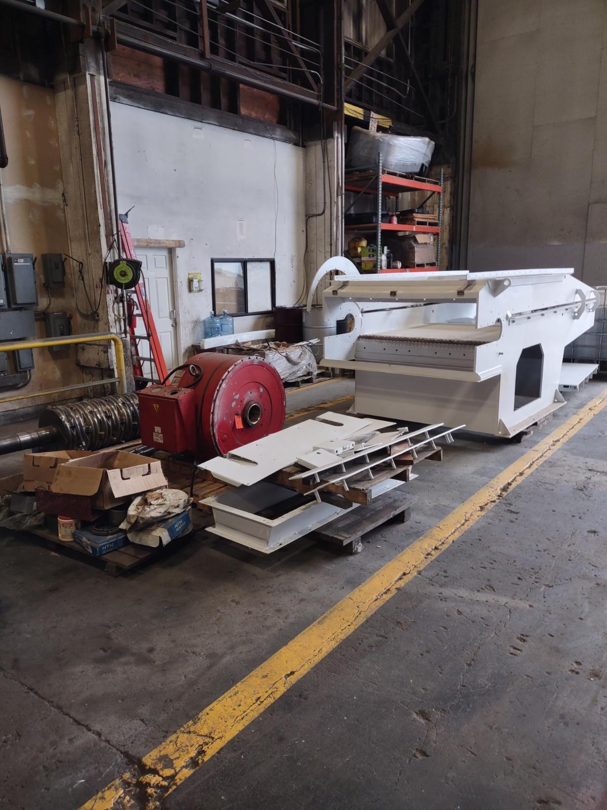 Vecoplan #RG-62/125, single sdhaft shredder, square, reversible knives, 24.4" dia. x 49.2" length rotor - Image 6