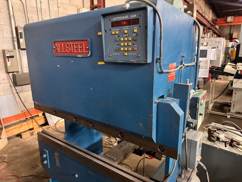 20 Ton, Allsteel #20-4, CNC Hydraulic Press Brake, 4' bed length, 38" between frames, 0' throat depth, 0-4" - Image 3