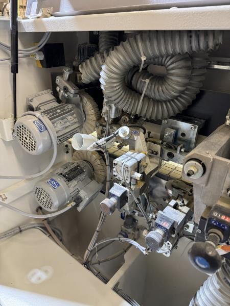 Casadei #Flexa-27, Edgebander, pre-mill & corner rounding, 37 amps, MEGA 120 controller, CA4048 Spray Mist - Image 6