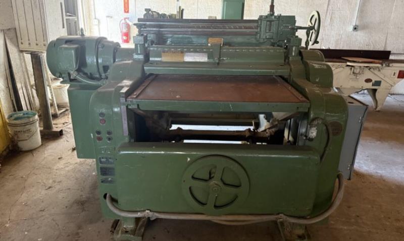 3 6" x 6" Buss #44, Single-Sided Planer, 8" max. manual opening, 40 HP direct drive single top head, 3600 RPM - Image 1