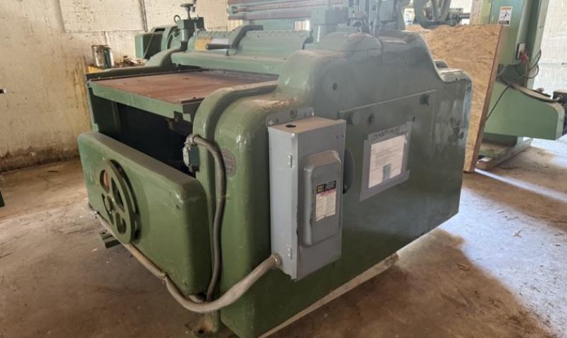 3 6" x 6" Buss #44, Single-Sided Planer, 8" max. manual opening, 40 HP direct drive single top head, 3600 RPM - Image 4