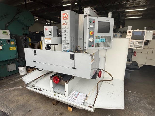 Haas #TM-2, CNC Tool Room Mill, 40" x 16" x 16" travel, 4k RPM, 57.8" x 10.5" table, Haas 32-Bit CNC, 10 ATC - Image 2
