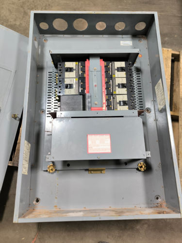 300 Amp. Square D 93635-302, HCM I-Line Panelboard, 120/208 VAC, 3PH, 4W, 18 Space - Image 5