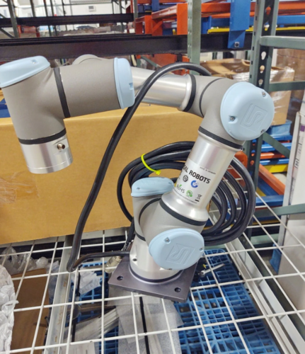 Universal Collaborative Robot, ur- 3e, 6-Axis, 3 Kg payload, 500mm reach, floor, inverted, angle - Image 1
