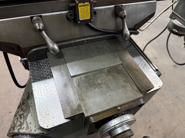 Bridgeport #Series-1 variable speed, Milling Machine, 9" x 49" table, 2 HP, 4200 RPM, 220/440 V., digital - Image 3