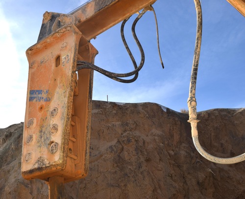 BTI, Hydraulic Rock Breaker, 480 Volt Controls & Panel - Image 8