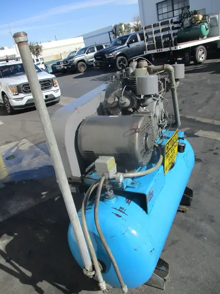 Dresser #880A, Reciprocating Air Compressor, 200 psi @ 650°F, 30 HP - Image 9