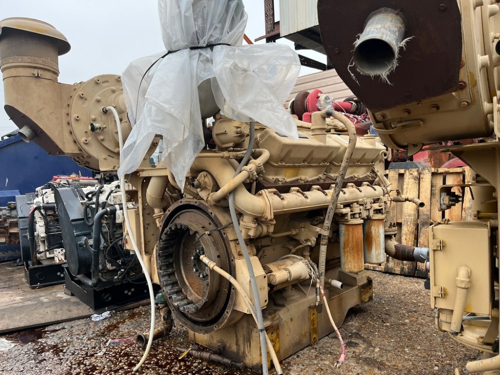637 HP @ 1800 RPM, Caterpillar #G3412C LE, used rebuildable core - 3 available - Image 4