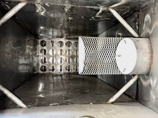 900 cfm Sly #STJ-64-6, Stainless dust collector, 217 sq.ft., top bag removal design, unused, 2022 - Image 10