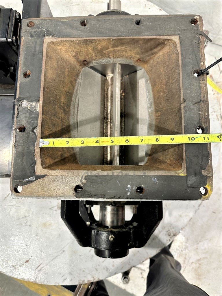 10" x 10" Meyer rotary airlock, Carbon steel body, Stainless rotor, 13" x 13" flange, 15" inlet to outlet - Image 5