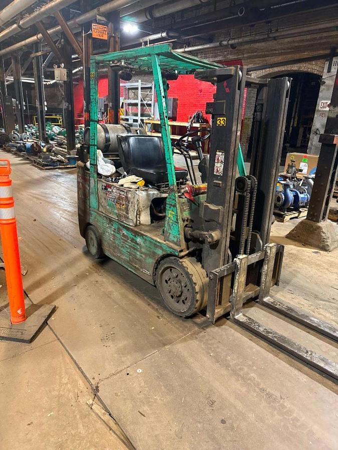 3000 lb. Mitsubishi, Forklift - Image 1