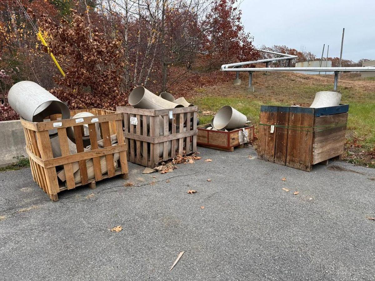 lot of large industrial pipe fittings & pipe junct - Image 7