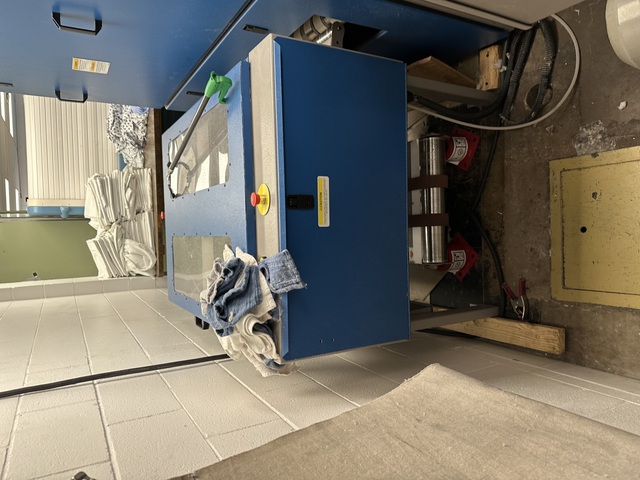 Chicago Dryer #S-16-2000, Folder w/Stacker, Left-Hand Discharge, 120" Width, 2.3 HP, 208 V, 2009 - Image 2
