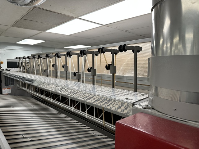 Chicago Dryer #S-16-2000, Folder w/Stacker, Left-Hand Discharge, 120" Width, 2.3 HP, 208 V, 2009 - Image 7