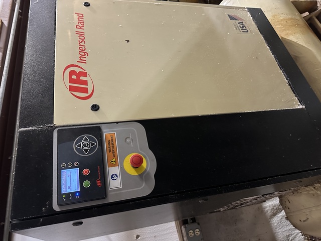 53 cfm, 125 psi, Ingersoll-Rand #R11I-A125, Air Compressor, 15 HP, 125 psi - Image 1