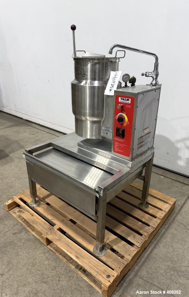 Vulcan-Hart #K6ETT, Electric Counter Kettle, 11.8" diameter x 14.5" deep, 6 -gallon, 50 psi, -20°F to 300°F - Image 1