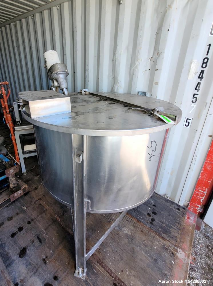 200 gallon Stainless Steel Mix Tank, 48" diameter x 24" straight sidewalls x 32" deep, 2" tri-clamp bottom - Image 2