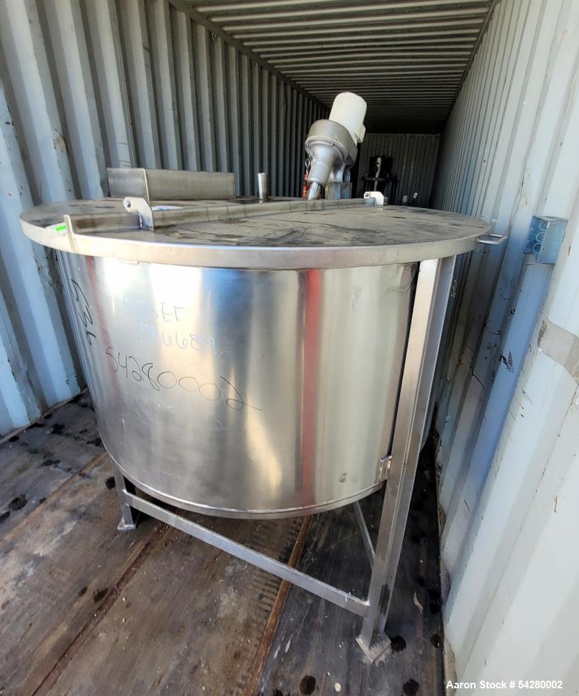 200 gallon Stainless Steel Mix Tank, 48" diameter x 24" straight sidewalls x 32" deep, 2" tri-clamp bottom - Image 3