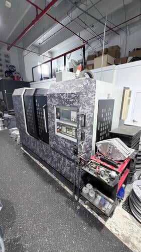 Acra #BMV1000, CNC Vertical Machining Center, 47" x 21.6" table, 40" X, 24" Y, 24" Z, 11.81" max. tool - Image 3