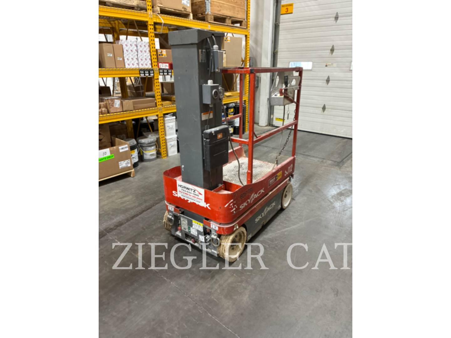 Skyjack, Inc. SJ12, Lift Scissor, 449 hours, S/N: 14001495, 2012 - Image 2