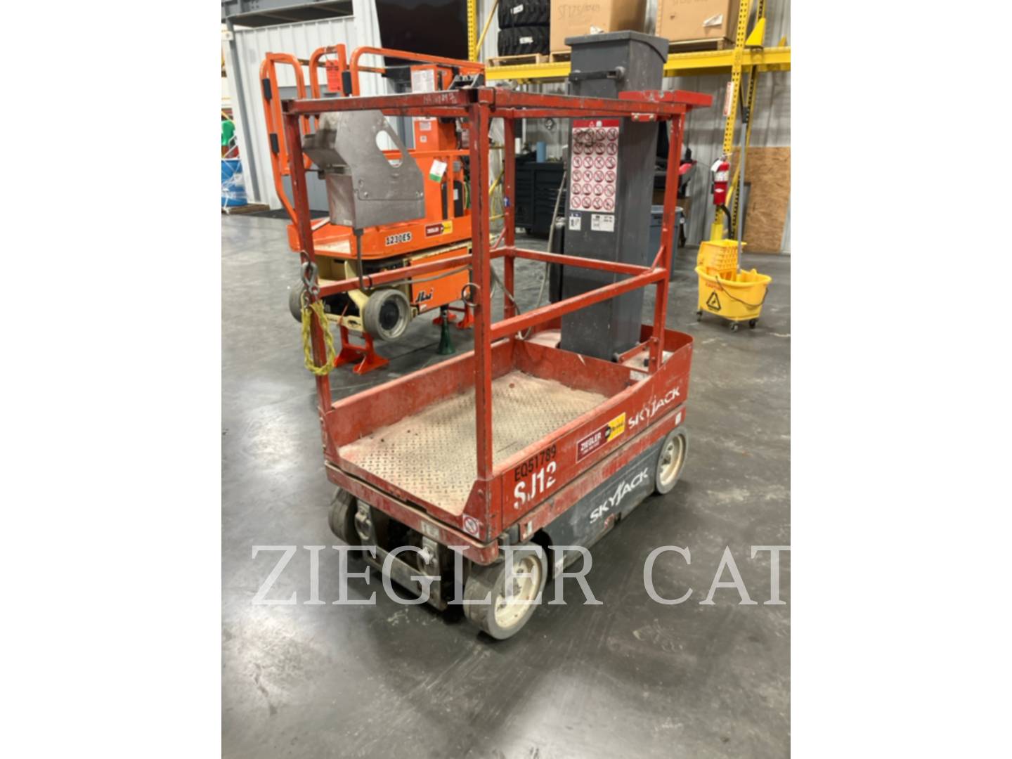 Skyjack, Inc. SJ12, Lift Scissor, 391 hours, S/N: 14001512, 2012 - Image 3