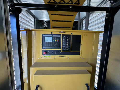 1000 KW Caterpillar #C32, portable diesel generator set, 480 Volts, 1118 hours, 1250 gal fuel tank, 2007 - Image 10