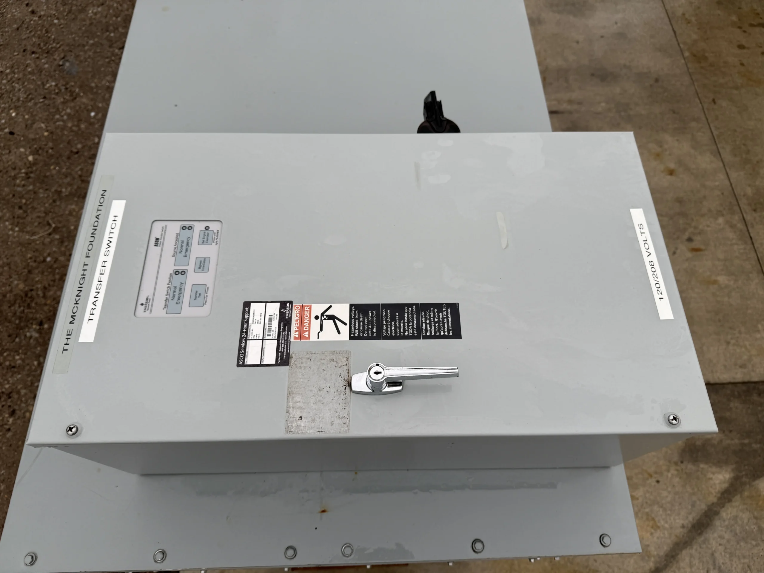30 KW MTU #30PGC6NLT1, Natural gas generator set, 120/208 Volts, 3-phase, 230 hours, 1800 RPM, GM 3.0L - Image 9