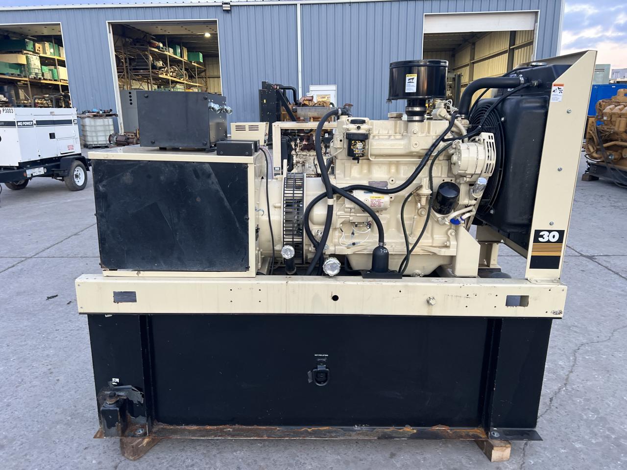 30 KW Kohler #30ROZJ, Diesel Generator, Base Fuel Tank, 3.9 Liter John Deere Engine, 120/208 Volts, 1/3 - Image 1