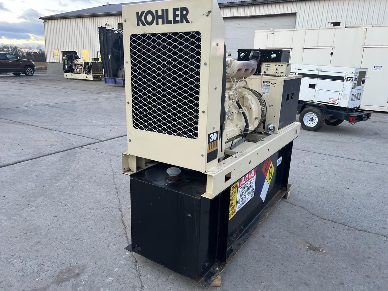 30 KW Kohler #30ROZJ, Diesel Generator, Base Fuel Tank, 3.9 Liter John Deere Engine, 120/208 Volts, 1/3 - Image 4