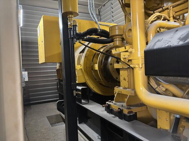 2000 KW Caterpillar #G3520H-2MW, Natural Gas Generator Set, 6.7" Bore, 8.5" Stroke, 1800 RPM, 4160 Volts - Image 7