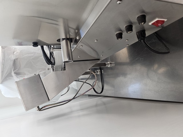 CVC #CVC-SC202, Table Countertop Capsule/Tablet Counter, semi or fully automatic - Image 4