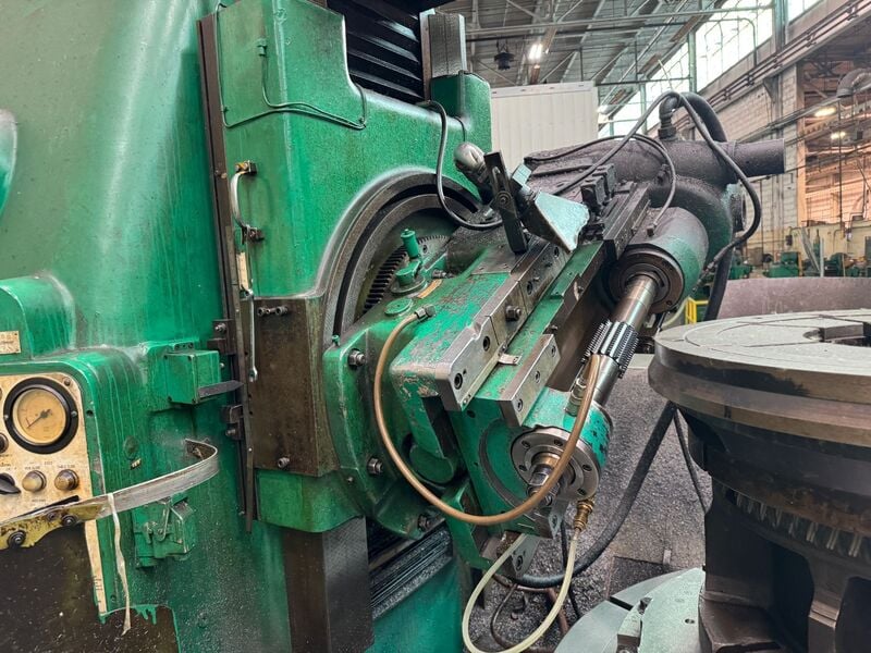 Liebherr #L1500, vertical gear hobber, 59.1" workpiece diameter, 53.9" table diameter, conventional Control - Image 5