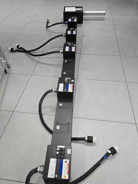 Siemens #XJ-L, Bus plug, XE400-SPEC, w/ Tap box, 2011 (32 available) - Image 3