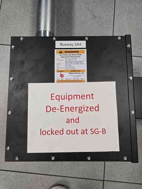 Siemens #XJ-L, Bus plug, XE400-SPEC, w/ Tap box, 2011 (32 available) - Image 5