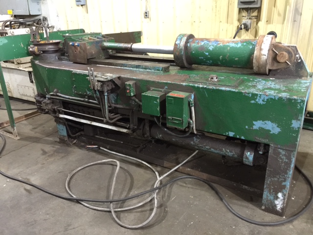 6" Costello, hydraulic, available dies - Image 1