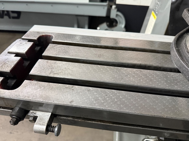 ACRA #2J, Vertical Mill, variable speed, 36" X, 12" Y, 5" Z, 12" ram, 16" knee, 18.75" throat, 3 HP, 9" x 48" - Image 3