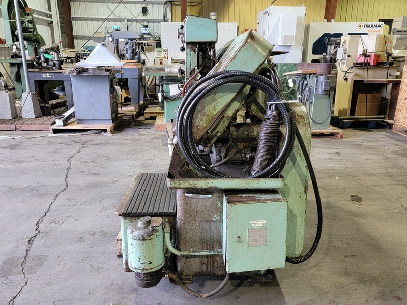 18" DoAll #C57, Horizontal Band Saw w/ 6 KVA Auto Transformer, 3 HP, 1725 RPM, 550-Volt Bandsaw - Image 4