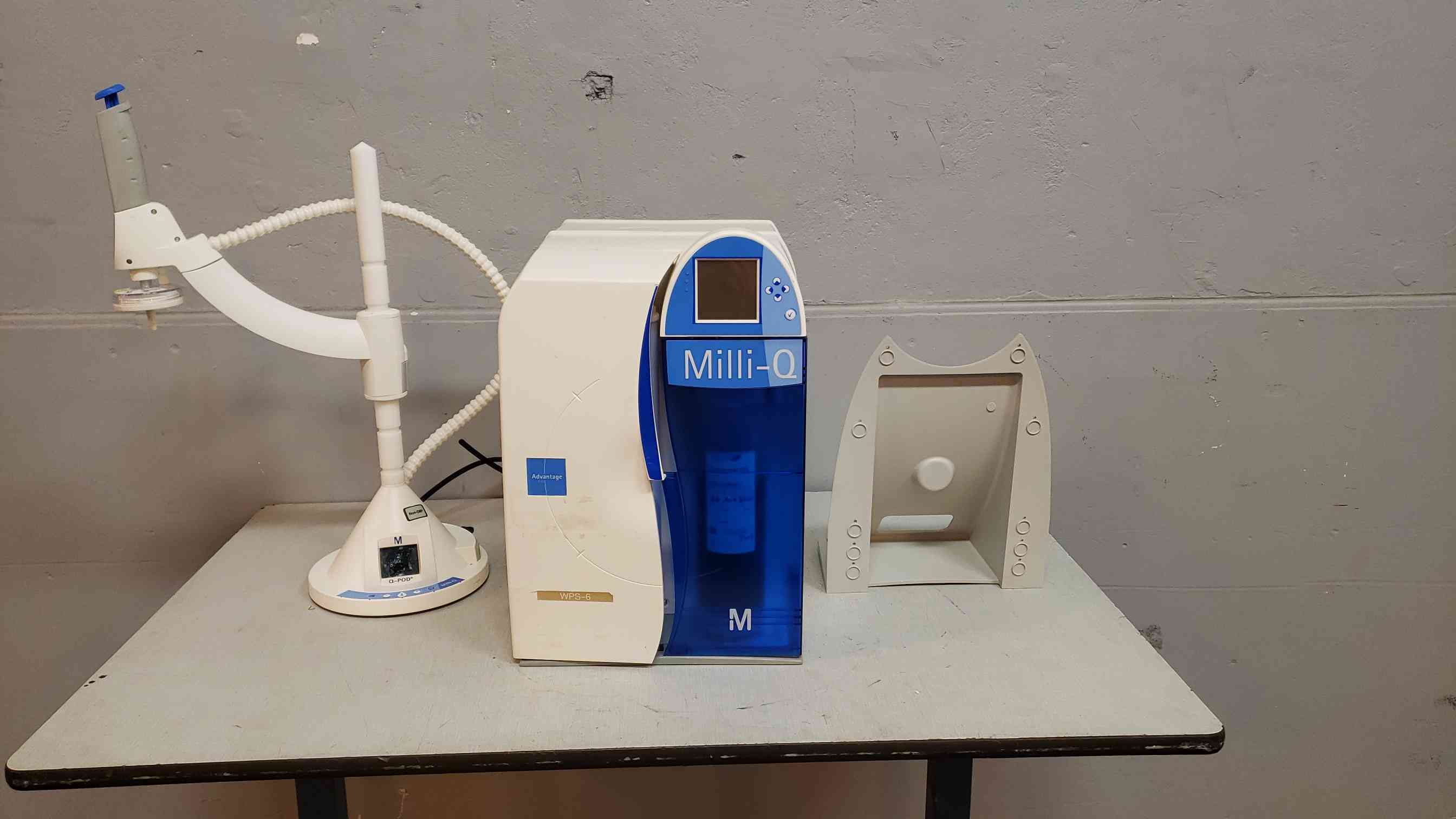 Milli-Q Advantage #A10TOC, w/ Q-Pod Dispenser Water Purification System - Image 1