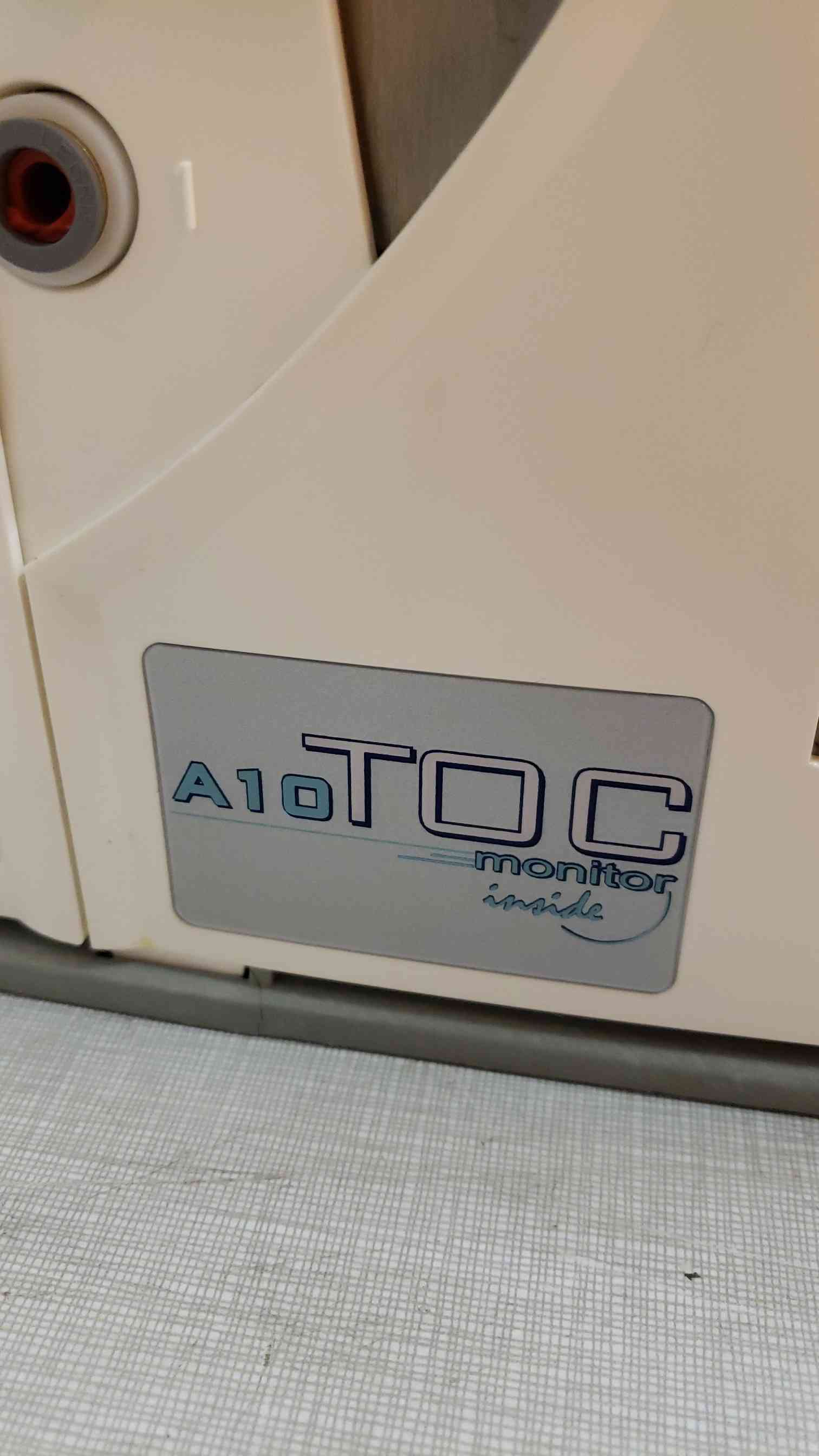 Milli-Q Advantage #A10TOC, w/ Q-Pod Dispenser Water Purification System - Image 7