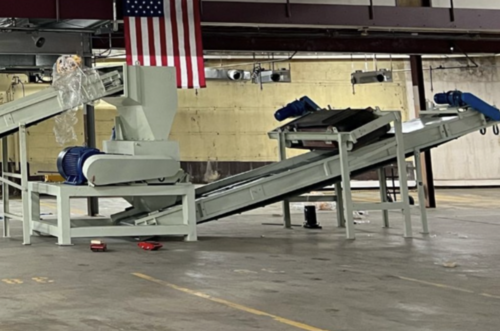 HDEPT #DY-1000, hammermill, mounted on stand with feed hopper, 100 HP, belt driven, 240 V. - Image 3