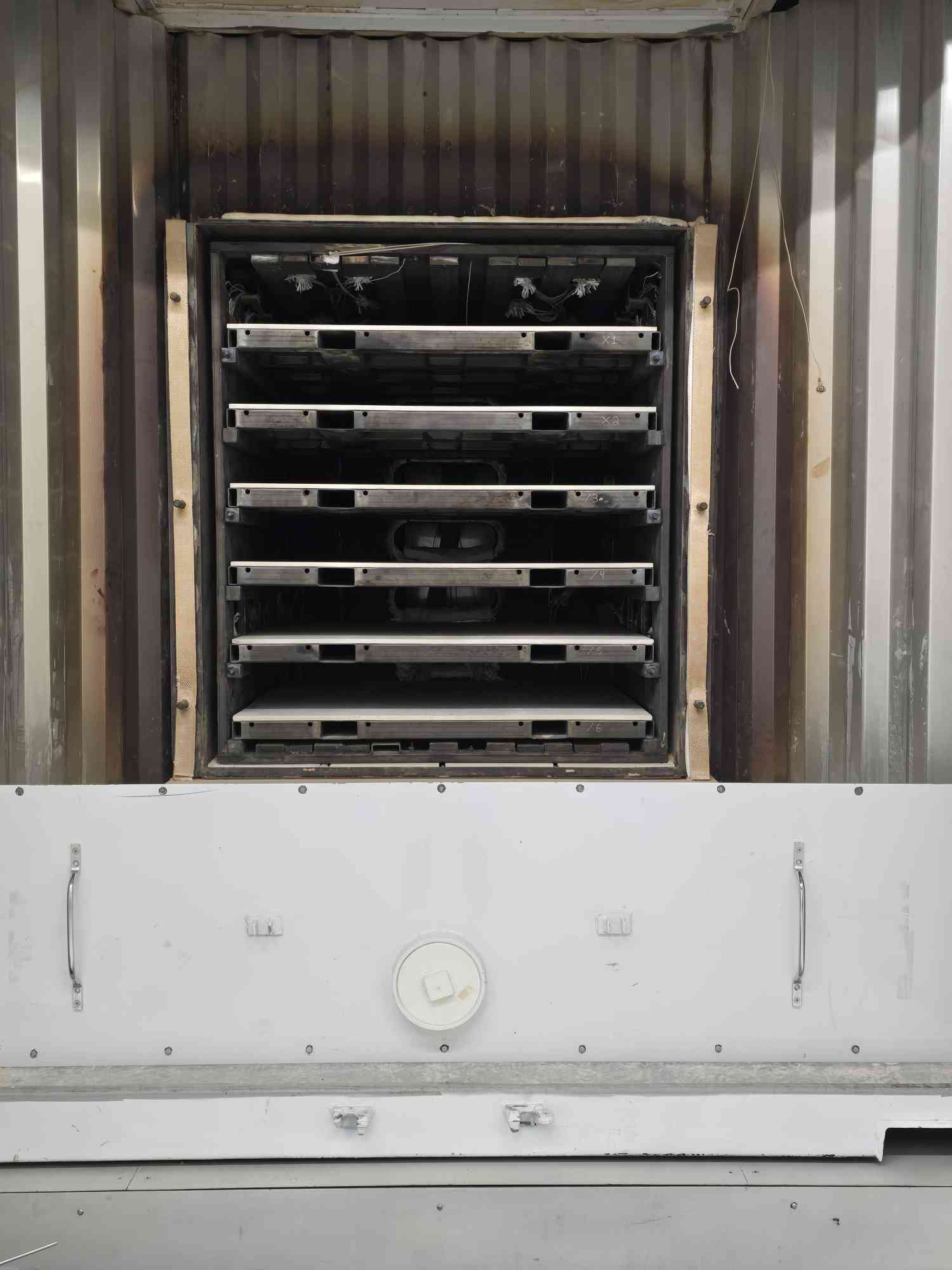 Liquid Metal Battery Shell in Shipping Container - Image 8