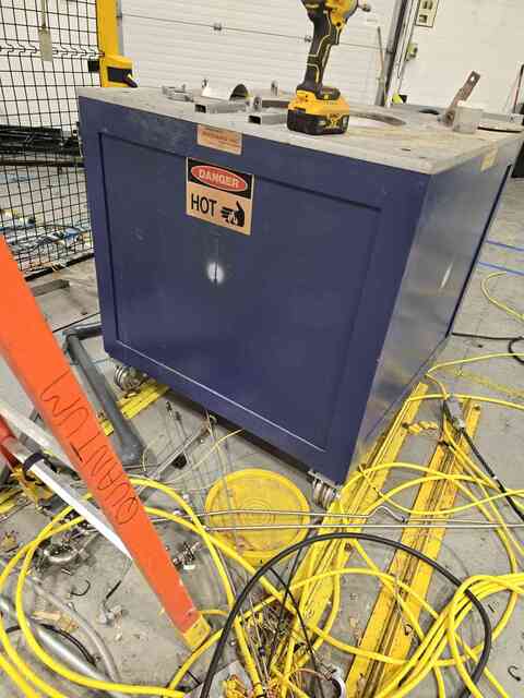 Metamag Inc. Magnesium Melting/Holding Furnace. - Image 4
