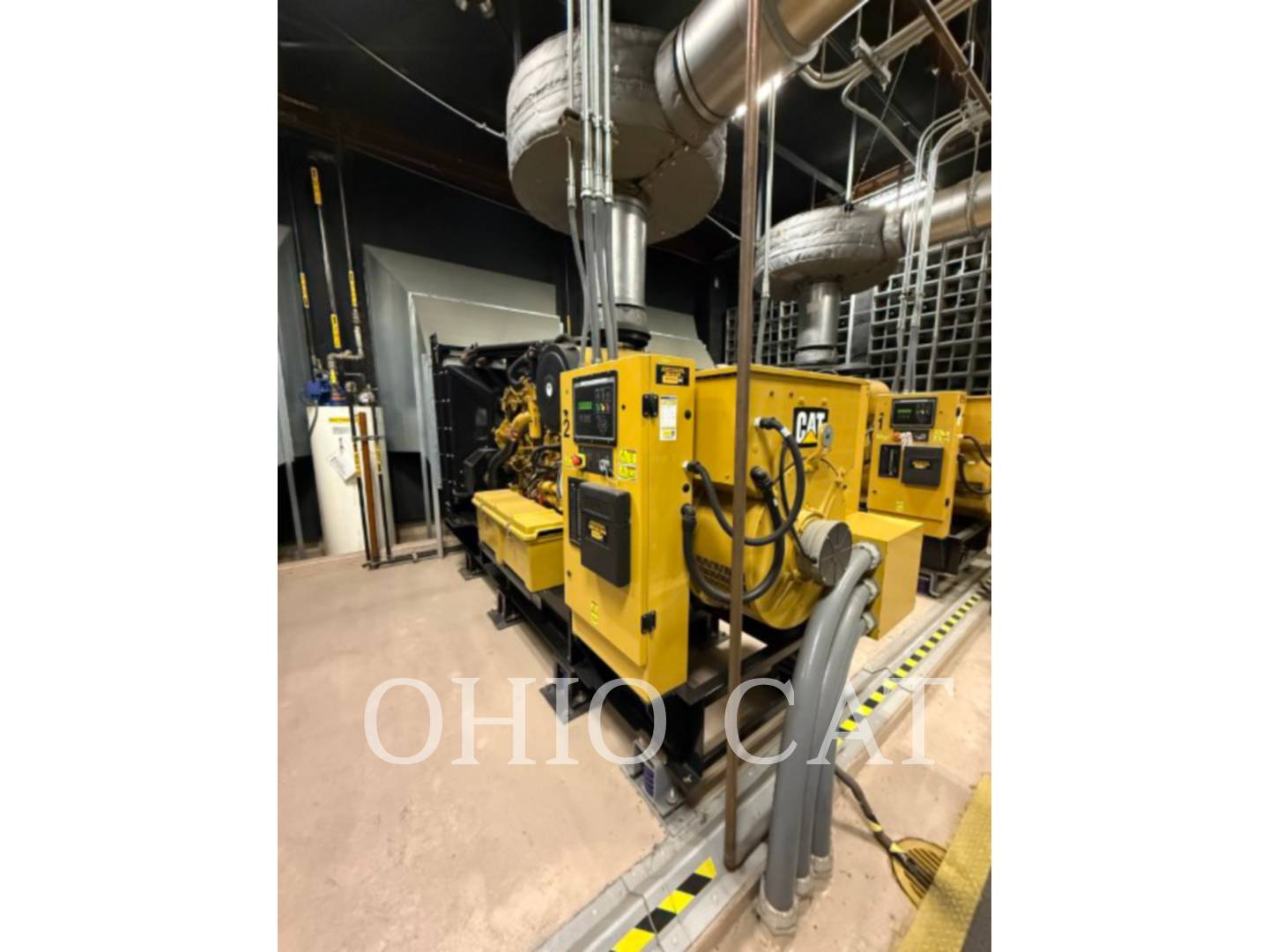 600 KW Caterpillar C18, Stationary Generator Set, Diesel, 1800 RPM, 480V, 134 hours, 2015 - Image 2