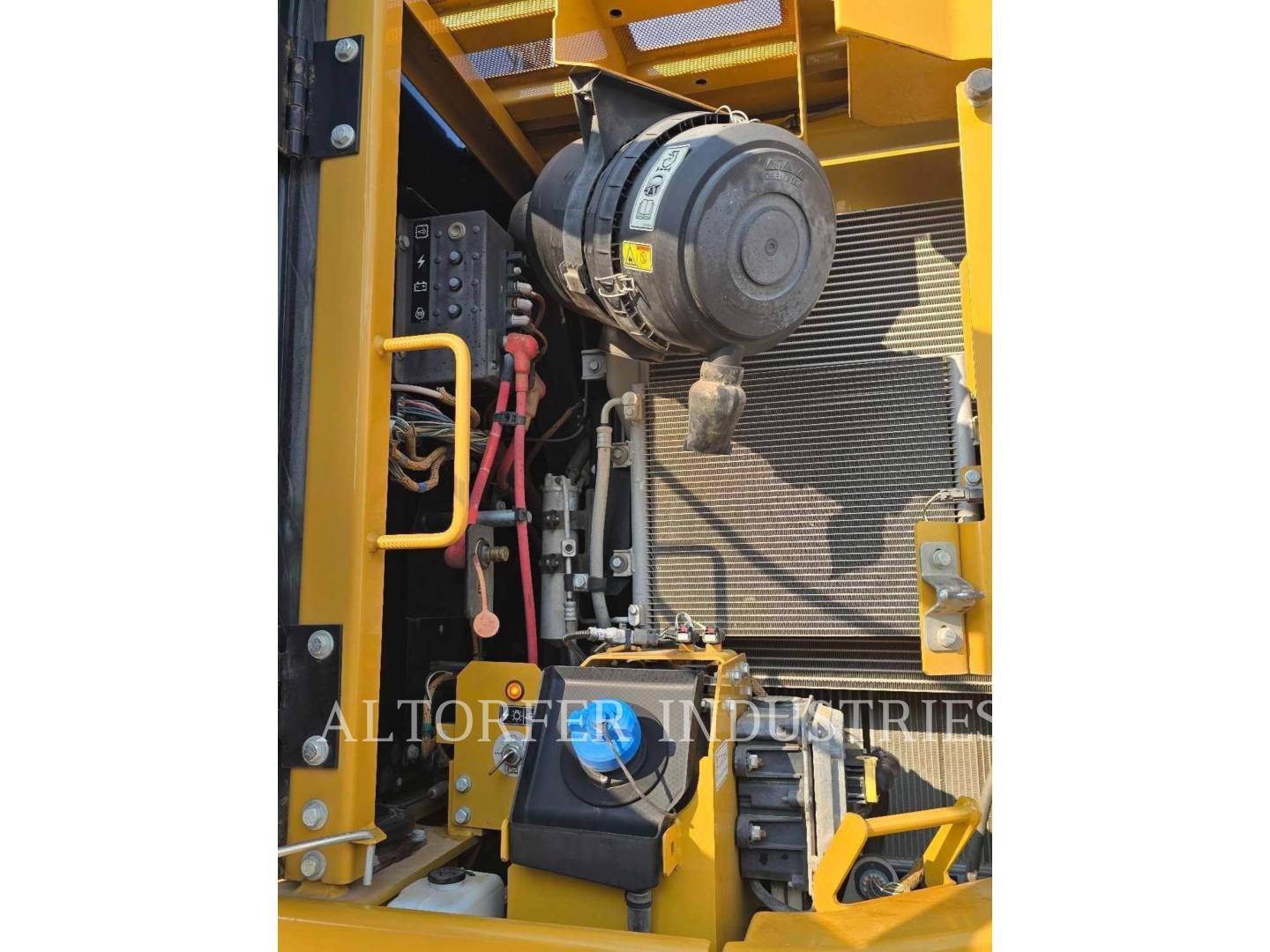 Caterpillar 325FL CR, Crawler Excavator, 3117 hours, S/N: NDJ20153, 2018 - Image 8