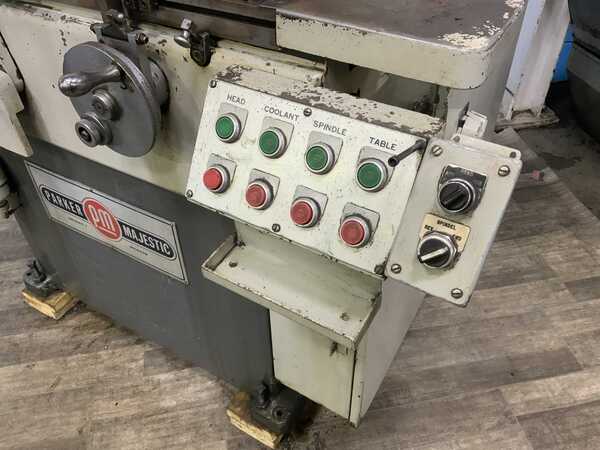 Parker Majestic, 12" x 16" internal grinder, table mounted wheel dresser, coolant, 1 shot lube, 1972 - Image 6