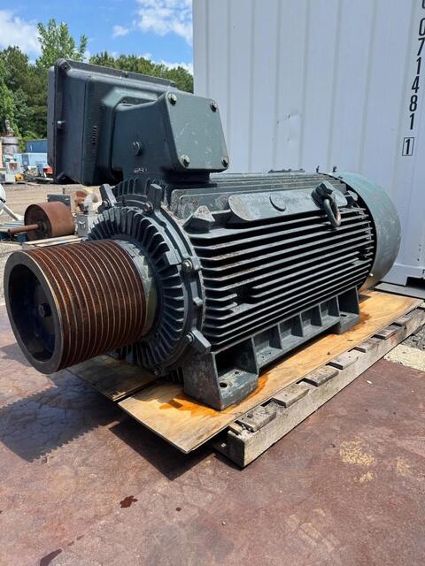 450 HP 1780 RPM General Electric #5K509AN2330A, AC Motor, Frame 509Z, 500 amps, 460 Volt - Image 1