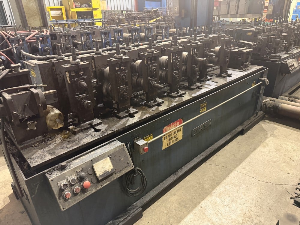 8 Stand, Dahlstrom #400-8-OB, 1.5" Arbors, 4"-7" Range, 8" Roll Space, 13" hz centers, 0-50 fpm - Image 5