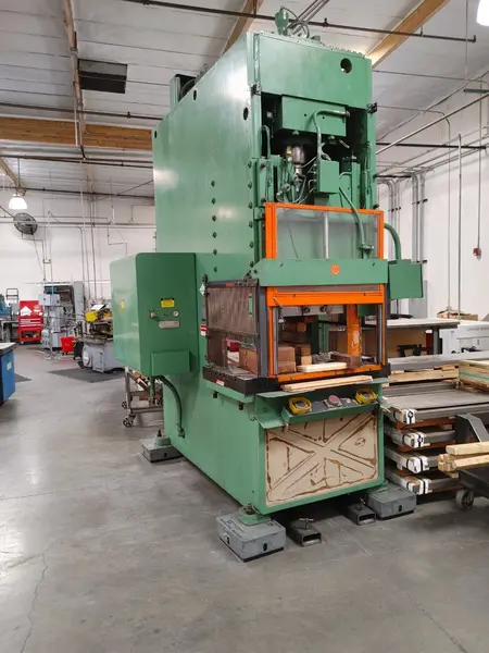 175 Ton, Cincinnati #OBS175, hydraulic gap frame press, 10" stroke, 22" daylight, 50" x 30" bed, 4.2 FPM, 25 - Image 1