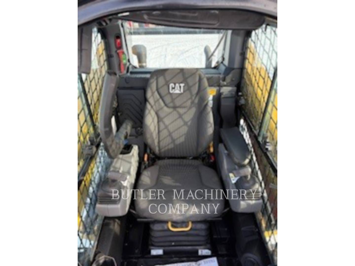 Cat 260, Skid Steer Loader, 611 hours, S/N: 5L901575, 2025 - Image 8