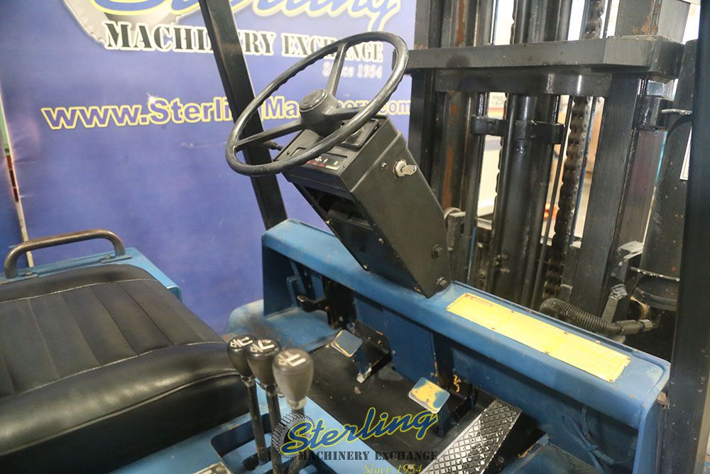 15000 lb. Caterpillar #T150D, forklift, 133" lift height, side shift, propane driven, hard rubber tires, 2 - Image 4